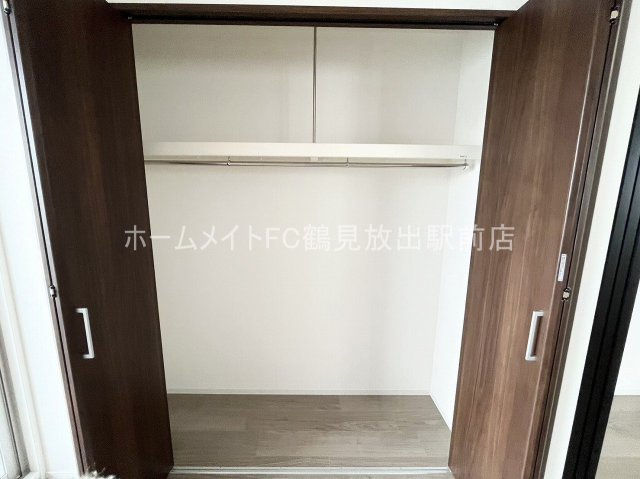 東大阪市高井田西６丁目の賃貸マンションの収納