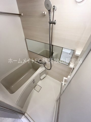 東大阪市高井田西６丁目の賃貸マンションの浴室