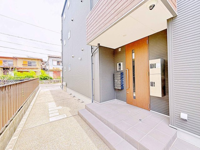 【エントランス】 | ATLAS KITAHARA WEST【名古屋市賃貸・宅配ボックス】