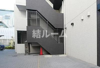 練馬区平和台２丁目の賃貸マンションの駐車場