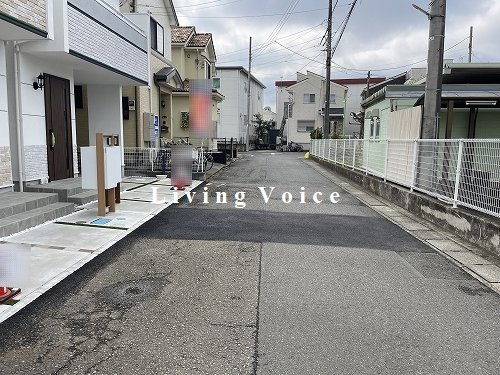 【居間・リビング】 | 【仲介手数料０円】座間市小松原2丁目3期　新築一戸建て　1号棟　全2棟 | 座間市小松原2丁目3期　新築一戸建て　全2棟