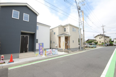 【前面道路含む現地写真】 | 三郷市彦倉全4棟1号棟