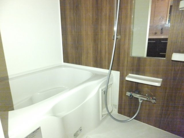 グラース・ベル・ウッドの浴室