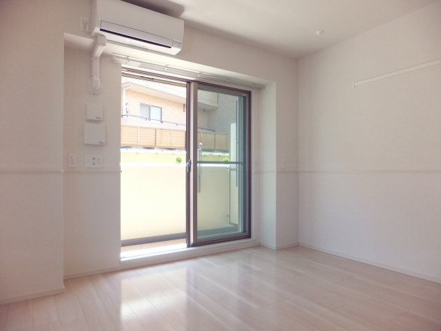 グラース・ベル・ウッドの洋室