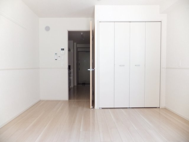 グラース・ベル・ウッドの洋室