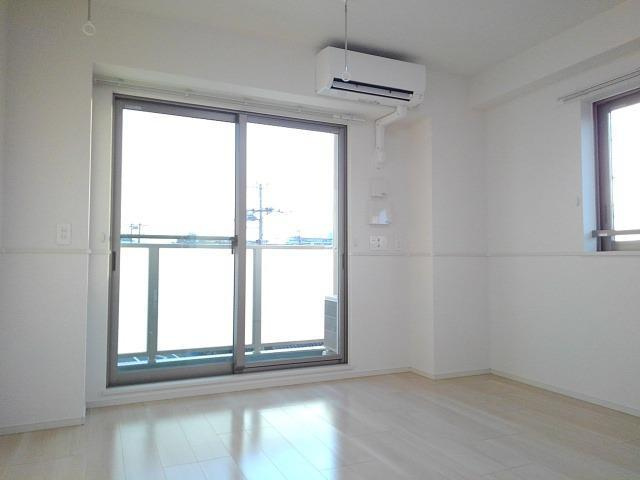 グラース・ベル・ウッドの居間・リビング