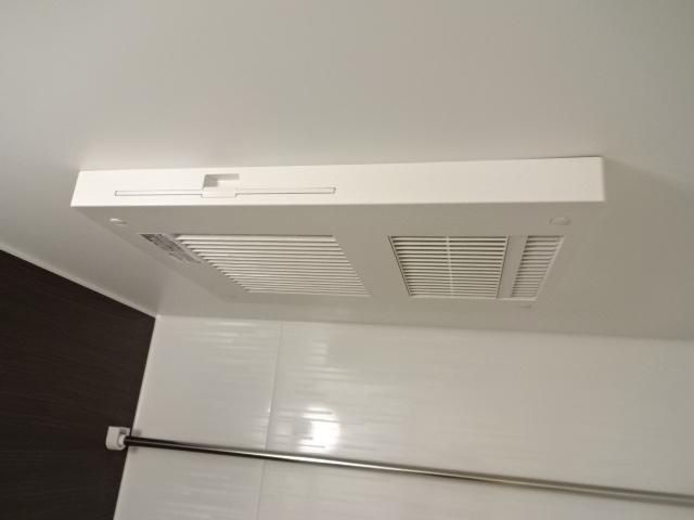 Ｓ・ひまわりの浴室|浴室乾燥機