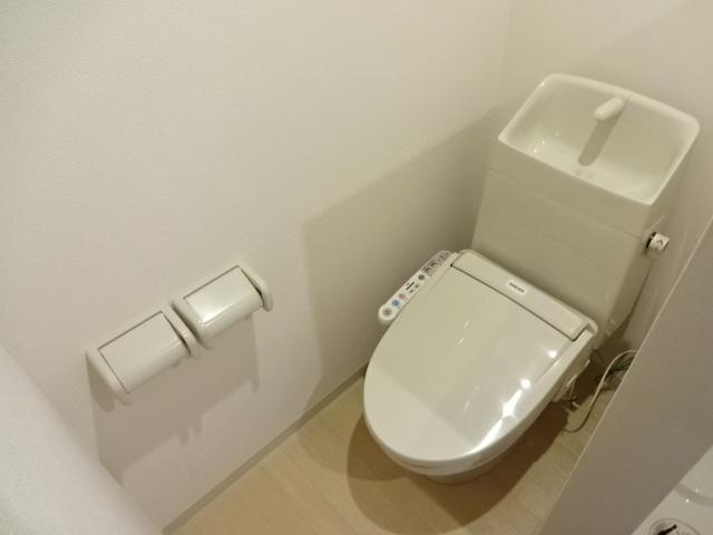 Ｓ・ひまわりのトイレ|シャワー付トイレ