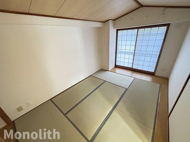光明池駅前１号棟の和室