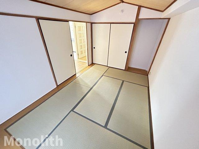 光明池駅前１号棟の和室