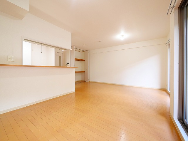 センチュリーアスカⅨの居間・リビング|居間です