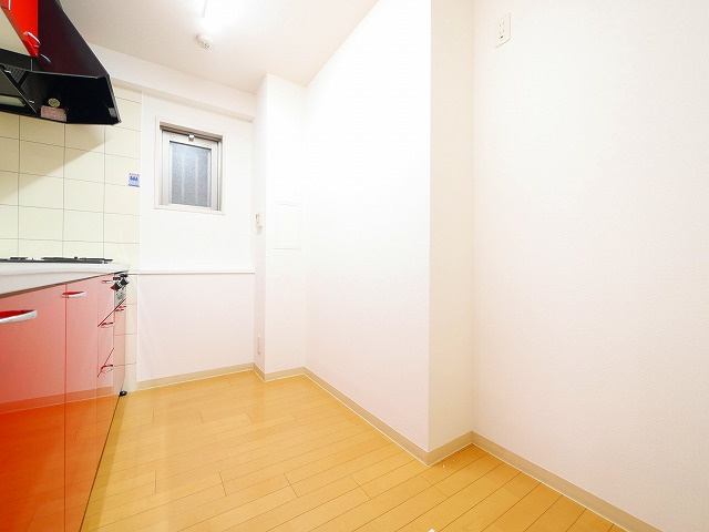 センチュリーアスカⅨの内装|明るい色調の室内です