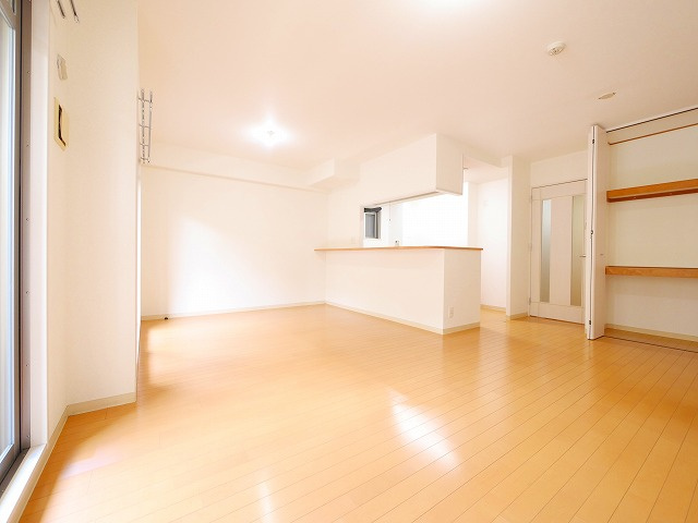 センチュリーアスカⅨの居間・リビング|居間です