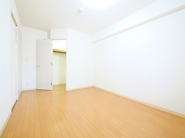 センチュリーアスカⅨの寝室|落ち着いて過ごせるお部屋なので、寝室にいかがでしょうか