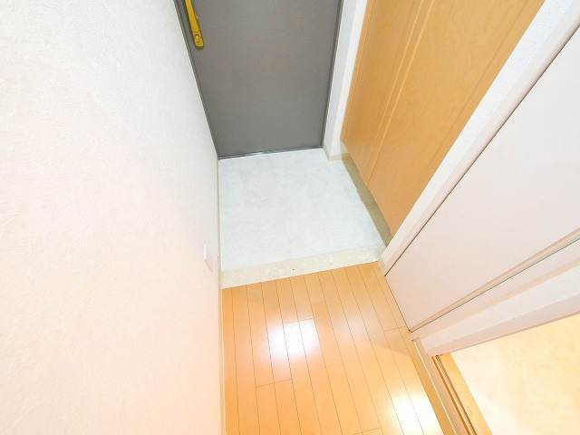 センチュリーアスカⅨの玄関|きれいな玄関です