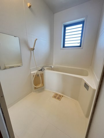 カーロⅡの浴室