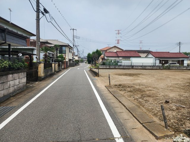 高崎市楽間町売地の前面道路含む現地写真