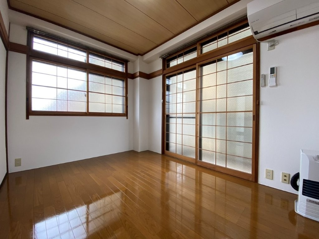 マンションストークの洋室
