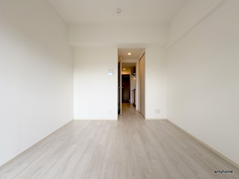 Alivis福島海老江　仲介手数料無料の居間・リビング