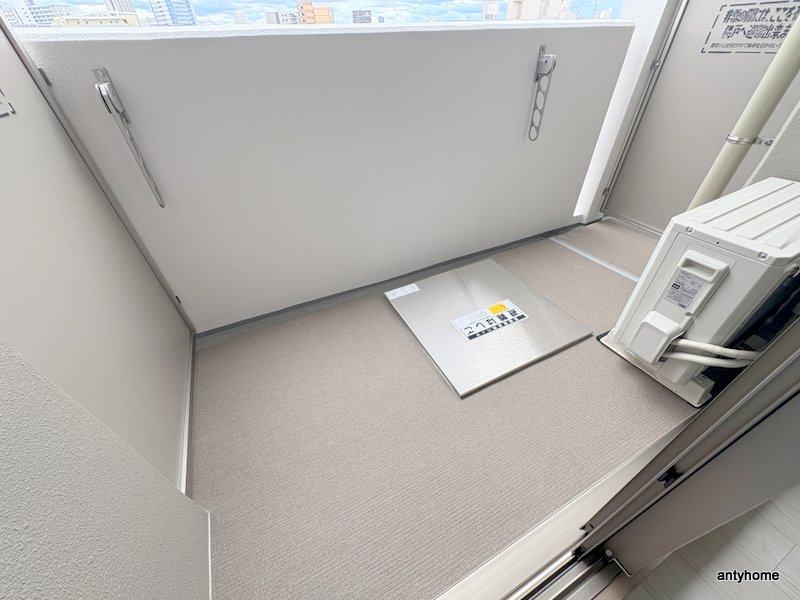 Alivis福島海老江　仲介手数料無料のバルコニー