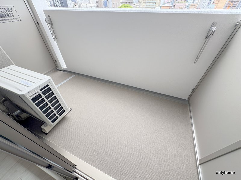 Alivis福島海老江　仲介手数料無料のバルコニー