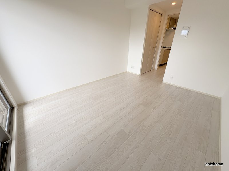 Alivis福島海老江　仲介手数料無料の洋室