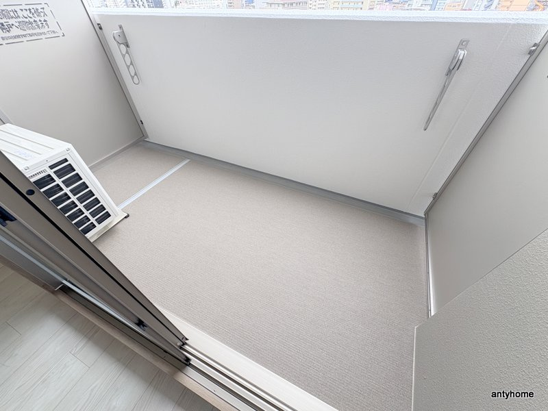 Alivis福島海老江　仲介手数料無料のバルコニー