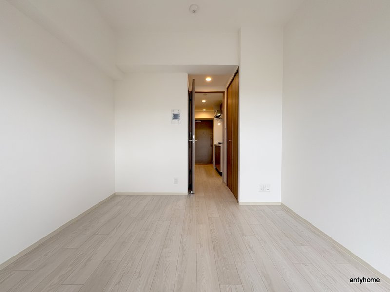 Alivis福島海老江　仲介手数料無料の居間・リビング