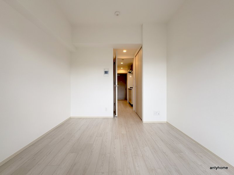 Alivis福島海老江　仲介手数料無料の居間・リビング