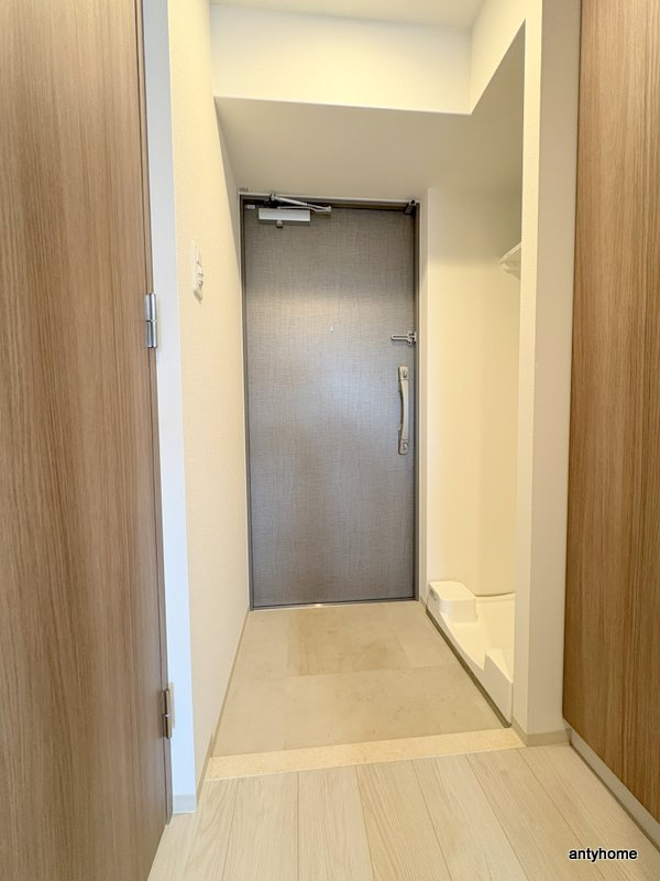 Alivis福島海老江　仲介手数料無料の玄関