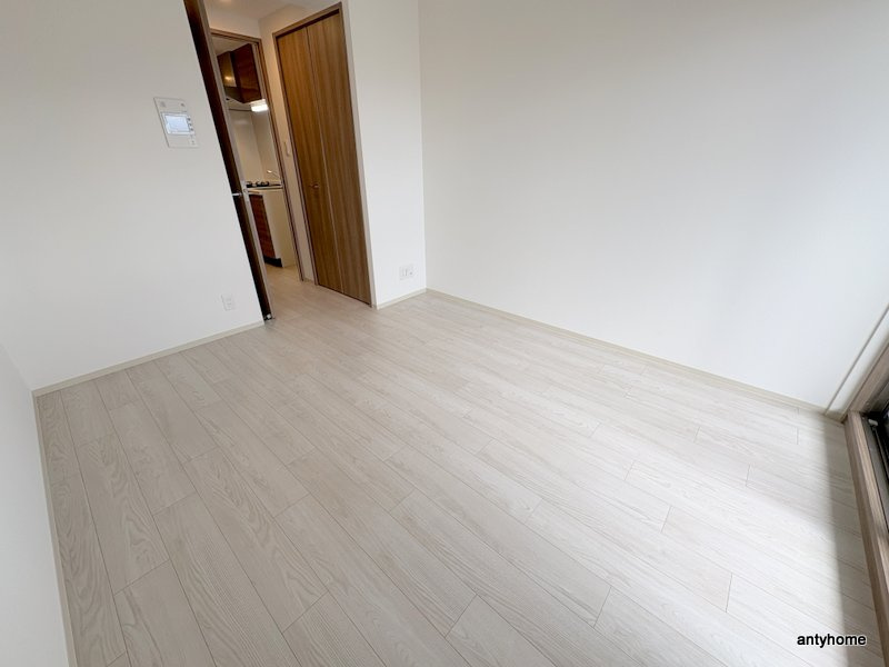 Alivis福島海老江　仲介手数料無料の洋室