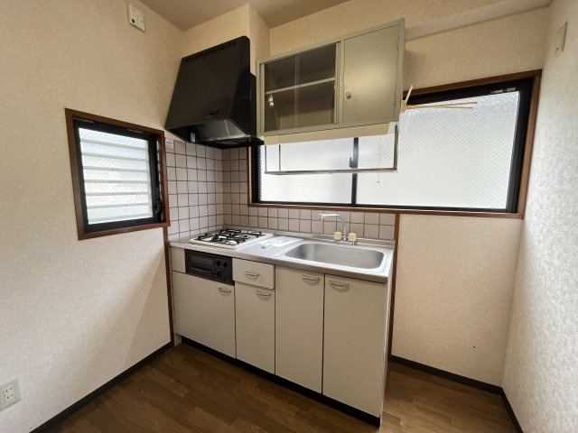 真装マンションのキッチン