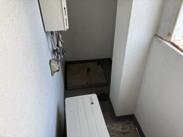 【バルコニー】 | ビバリーヒルズ岸里東