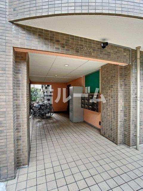 豊島区東池袋２丁目の賃貸マンションのエントランス