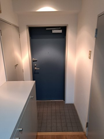 エスポワール新潟の玄関