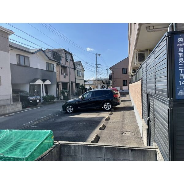 ホーメスト鳥羽見の駐車場