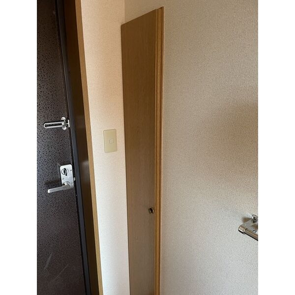 ホーメスト鳥羽見の玄関