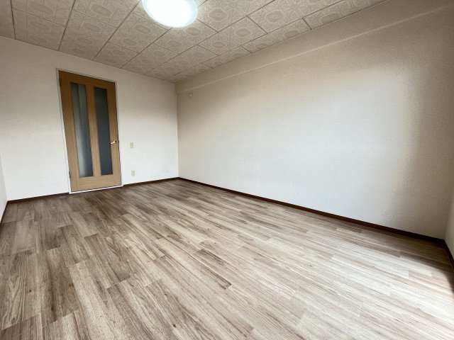 ピーチマンションの内装
