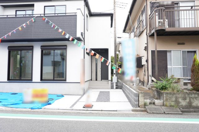 越谷市大字船渡 新築分譲住宅の外観