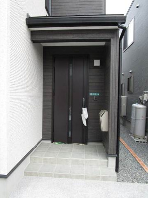 【玄関】 | ラフィネタウン小栗