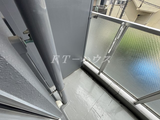 ＧＡＲＤＥＮ　ＣＯＵＲＴ　ＦＵＮＡＢＡＳＨＩのバルコニー