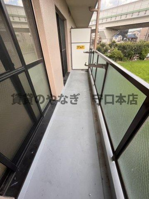 【バルコニー】 | リバティーコート