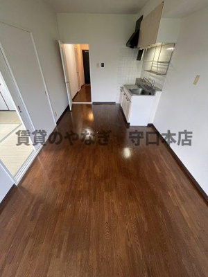 【居間・リビング】 | リバティーコート