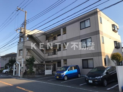 【駐車場】 | メゾンコンフォース | カースペースがあります