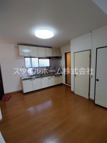 レスカール二本松の居間・リビング|こちらのリビングで趣味の時間をお楽しみください