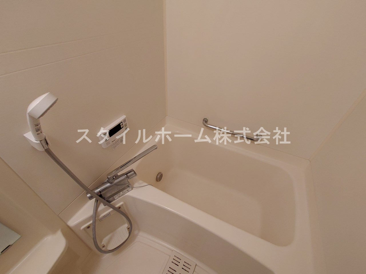 春日グリーンフラッツの浴室