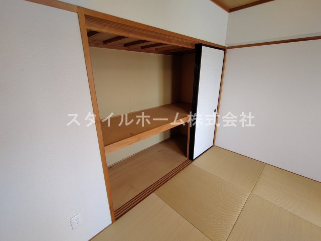 春日グリーンフラッツの収納