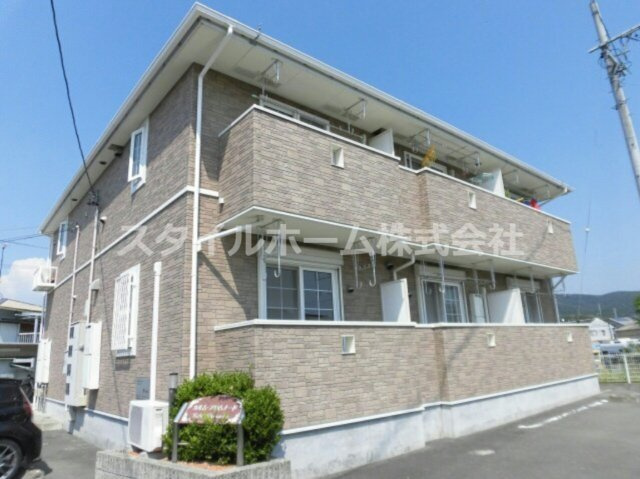 カルムプロムナードの外観|外観は落ち着いています