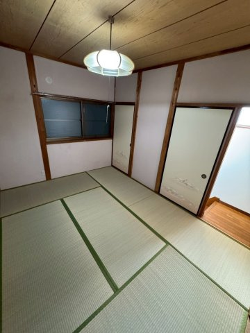 飯村南４丁目貸家の和室