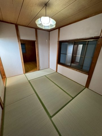 飯村南４丁目貸家の和室
